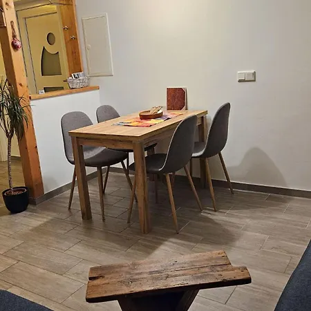Apartment Balkenkunst *